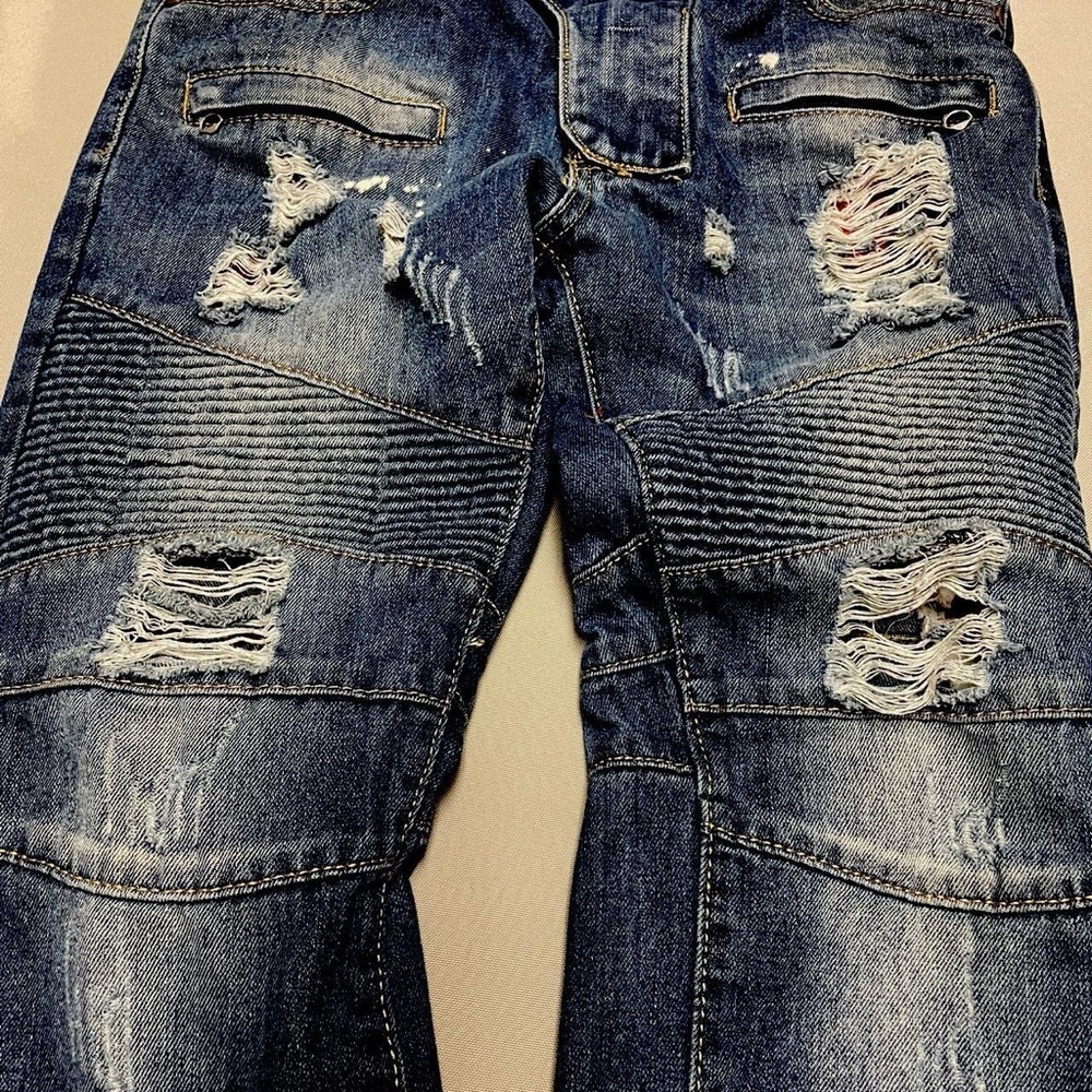 Jeans - Picture 7 of 7